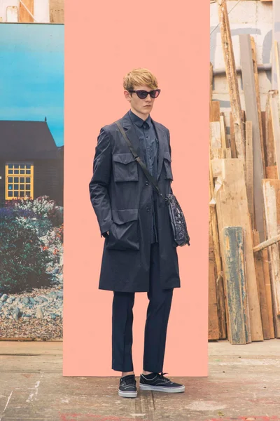 Look 39